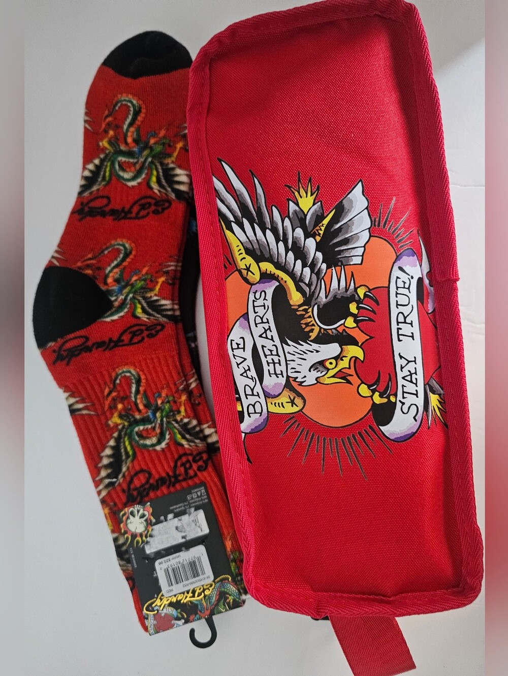 NWT Ed Hardy 2 Pack Socks & Dopp Bag SET!